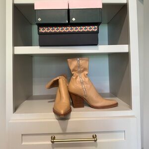 Dolce Vita Josiah Bootie - tan